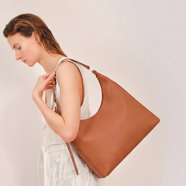 DANNY FLATIRON BAG LARGE PEBBLE CLAY