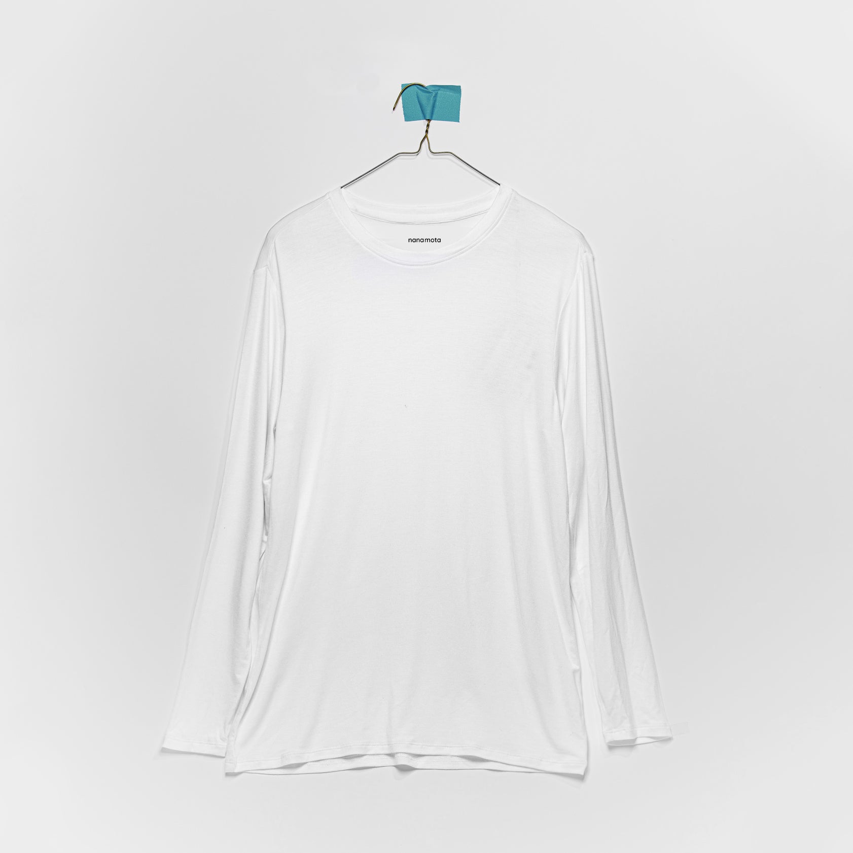 THE SOFTEST TEE' MENS FITTED LONG-SLEEVE WHITE
