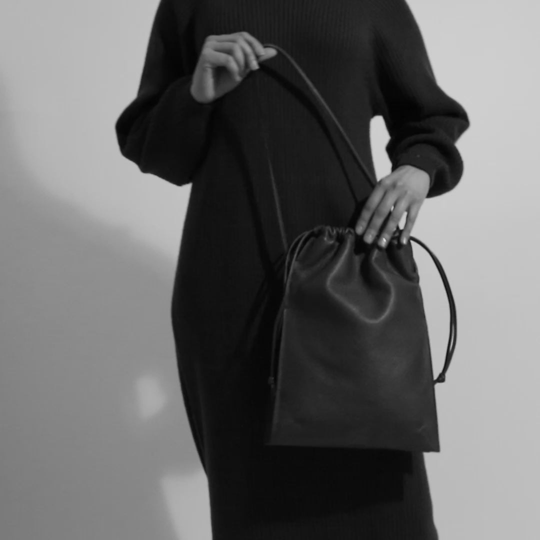 Olivia Mark – Minimalist Ruched Bag – Women Shoulder Bags – Olivia Mark